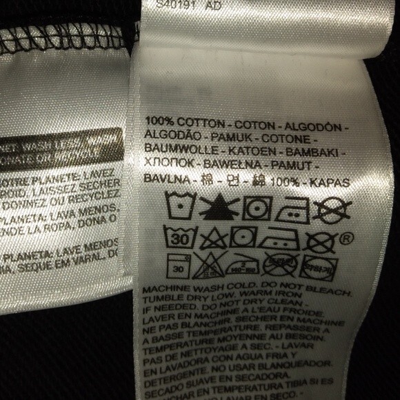 Levi's Medium Black Hooded Sweatshirt NWT - Picture 4 of 8